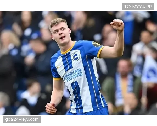 达伦·莫克状态回暖,英超赛季迎突破引关注 达伦·莫克状态回暖,英超赛季迎突破引关注