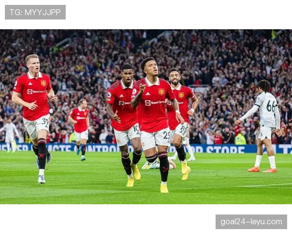 B费战术适配性引热议，成曼联攻防体系优化关键