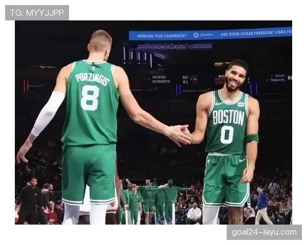 雷恩队防守数据亮眼,稳固防线成争冠关键 雷恩队防守数据亮眼,稳固防线成争冠关键