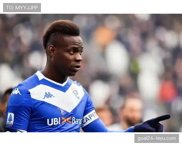 马里奥·巴洛特利的早餐桌，比我家客厅还排场