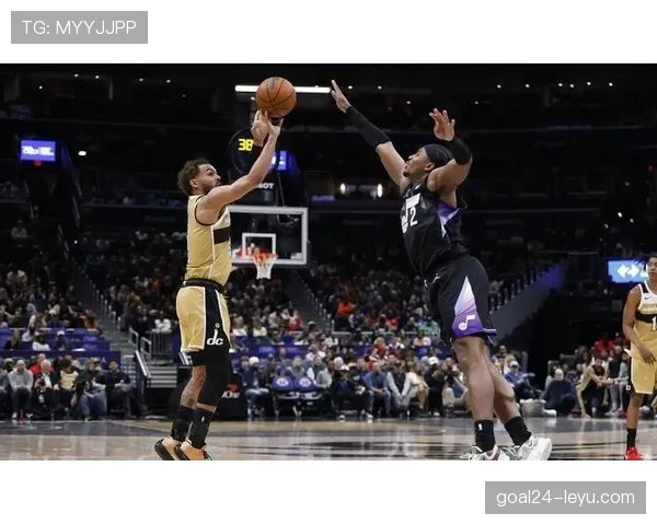 特雷·杨挡拆提升进攻效率显著 超越同场控卫水平